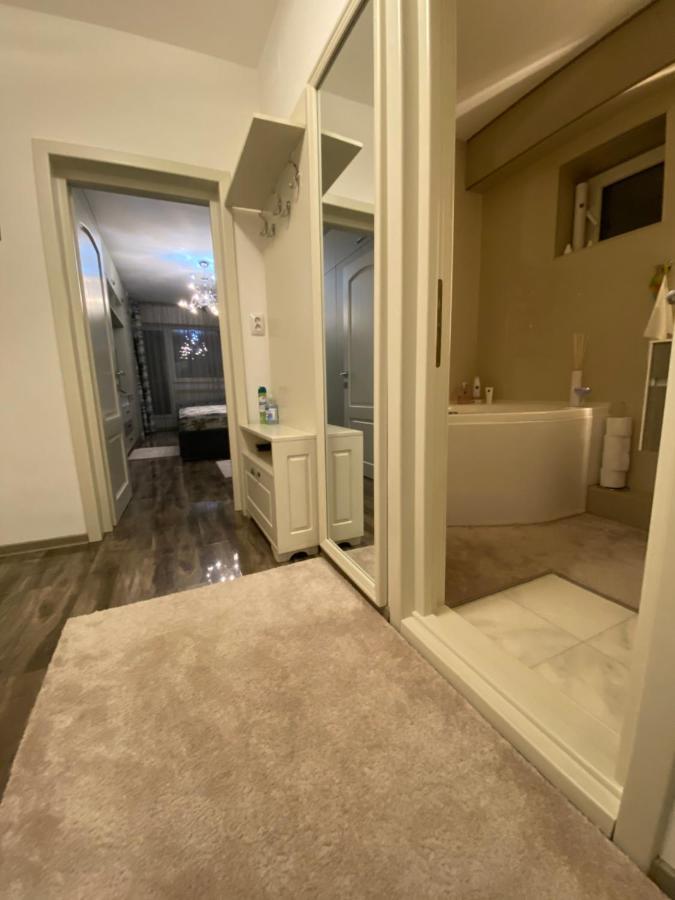 Eden Luxury Apartment Braila Exterior photo